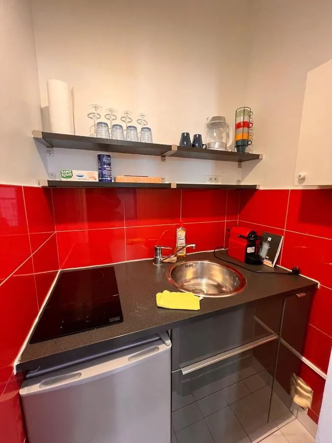 Studio Avenue Foch - Hala Paris Apartment